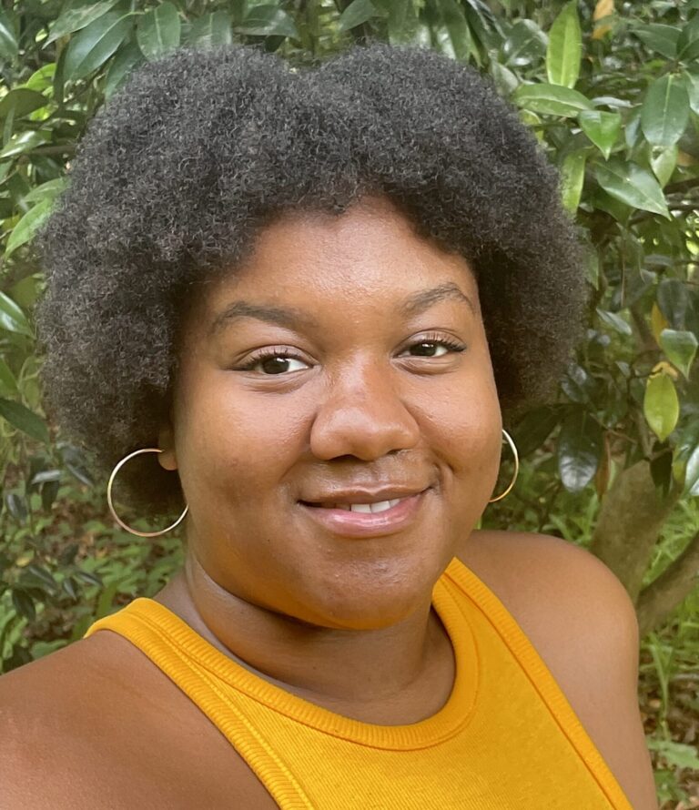 Headshot of Johari Farrar